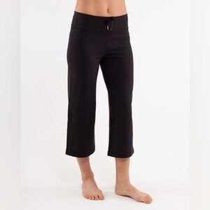 🖤 Vintage Lululemon Black Capri Yoga Wide Leg Pants Drawstrings Back Slit M EUC